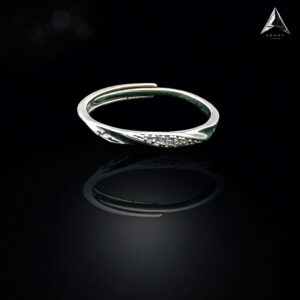 92.5 SILVER WOMEN’S RHODIUM RING