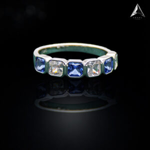 92.5 SILVER WOMEN’S RHODIUM RING